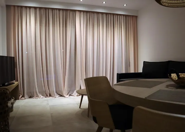 Epos Villas & Luxury Studios