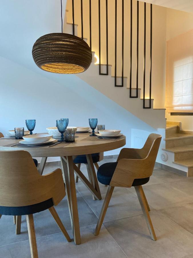 Epos & Luxury